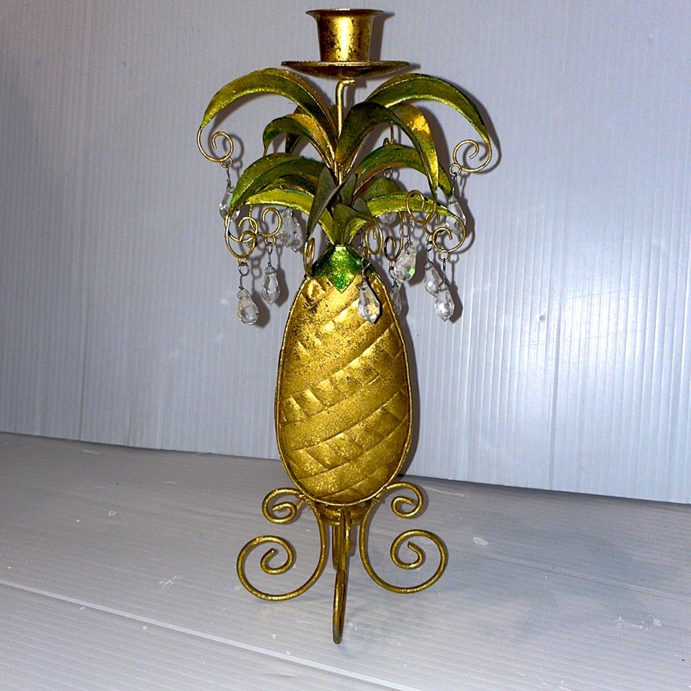 Pineapple 🍍 Detailed Candle Holder -w/ Hanging Clear Beads Must see - unique